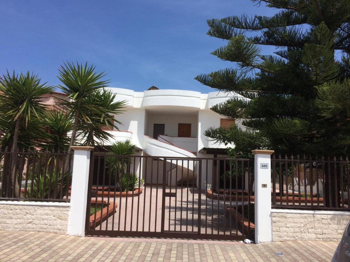 7Quater B&B Castel Volturno Dış mekan fotoğraf